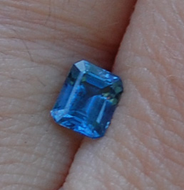 kiz-mcsapphire1.jpg