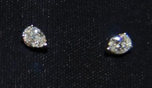 pearstuds.jpg