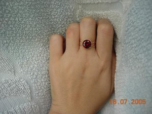 garnet3.JPG