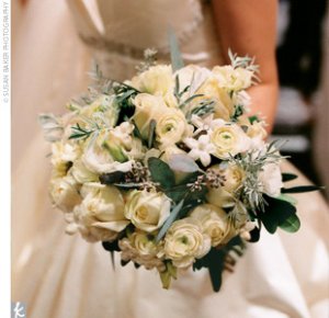 ranunculus and dusty miller silver.jpg