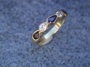 planetsilverltd co uk not coloured stones tho.jpg