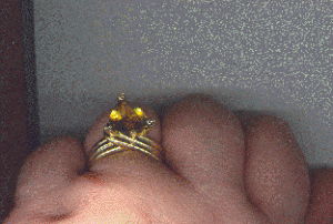 helodor-side-hand.gif