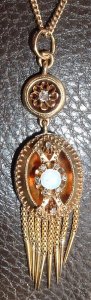 Necklace25093.jpg