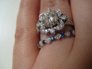 sapphire diamond band ring2.jpg