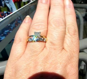 anyones ring size 8 8 5 show me the ring pricescope forum ring size 9
