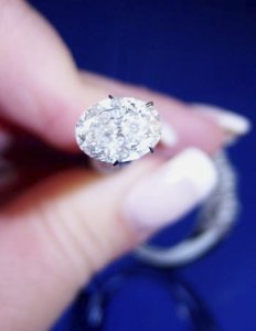 oval stone unmounted.jpg