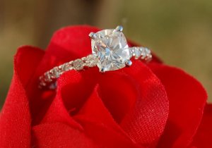 glitterandsparkles129.JPG