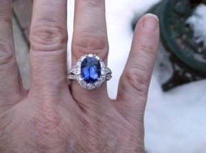 cmsblusapphirering025.jpg