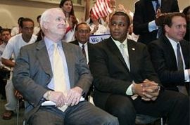 mccainatacorn.jpg