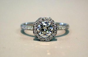 endless love octagon bezel top view (2).jpg