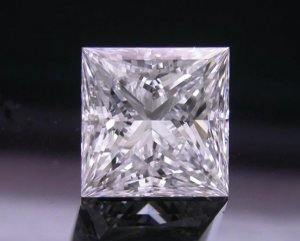 DI40111diamond.JPG