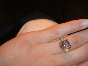 handshot2.jpg