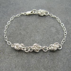 knots bracelet 1.jpg