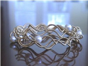 18KYG7StrandPearlBracelet2.jpg 18KYG7StrandPearlBracelet2.jpg