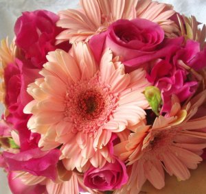 5-28-06%20Bridal%20Bouquet.jpg