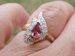 pink tourmaline 034.JPG