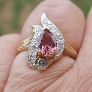 pink tourmaline 037.JPG
