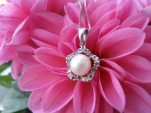 Eqs Pearls 002.jpg