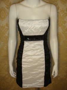 receptiondress.jpg receptiondress.jpg