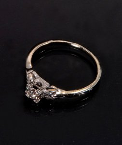 marks-ring-top-profile-small.jpg