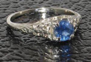 antique sapphire ring3.jpg