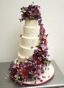 purple ron cakeLOVE.jpg
