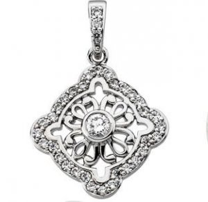 pendantantiquefiligree08091.JPG