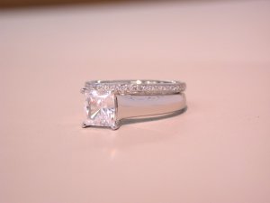 bandwithprincesssolitaire1.jpg
