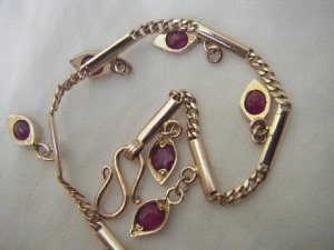 RUBYBRACELETdt1 002.jpg