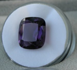 Amethyst cushion 02.JPG
