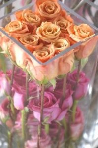 rosescenterpiecelowmodern.jpg