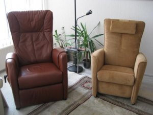 noelwrchair1.JPG noelwrchair1.JPG