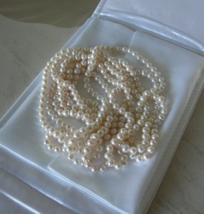 pearls by Gailey 09.JPG