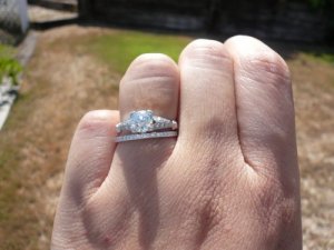 0065closehandshot-sm.jpg