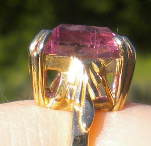 TLbgtourmaline_profile2.JPG
