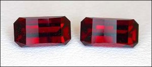 redopposedbarsgarnets.jpg redopposedbarsgarnets.jpg
