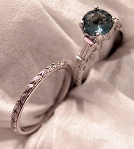 sapphirering04.jpg