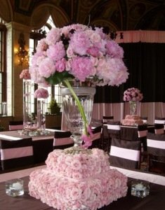 peony-rose centerpice.jpg