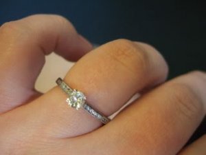ukengagementring1.jpg