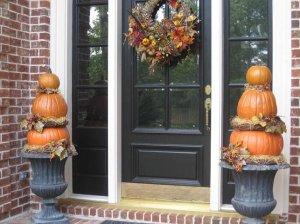 pumpkinUrns09.jpg