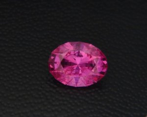 gemritehotpinkspinelinc.jpg