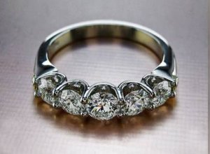 My 5-stone U-prong ring.jpg
