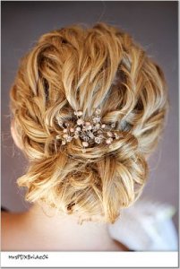 looser style of hair pulled back.jpg