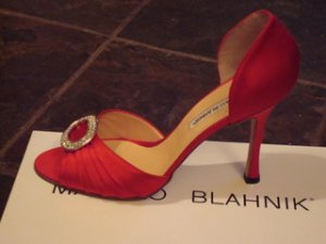 manolo sedarabys in RED !.jpg