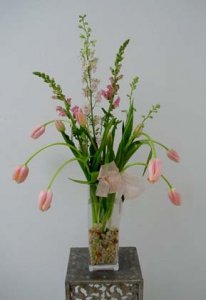 Freke tulip centerpieces 1.jpg