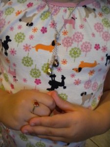 TLnecklinephoto.JPG