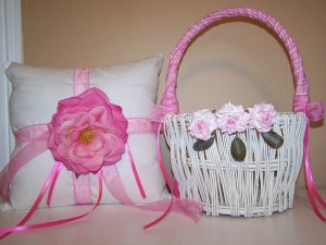 basket and pillow.JPG basket and pillow.JPG