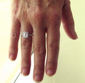 Hand_shot.JPG