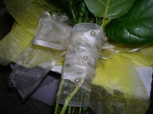 bouquetpearlpins.jpg
