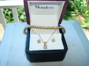 studspendantbracelet623.jpg